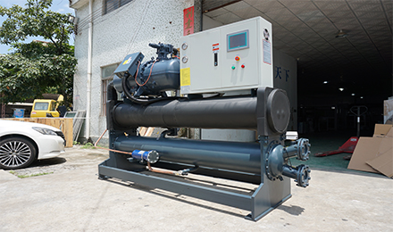 冷水機(jī)壓縮機(jī)出現(xiàn)結(jié)冰現(xiàn)象該如何進(jìn)行解決？